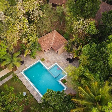 Raindrops Resorts Sultan Bathery Extérieur photo