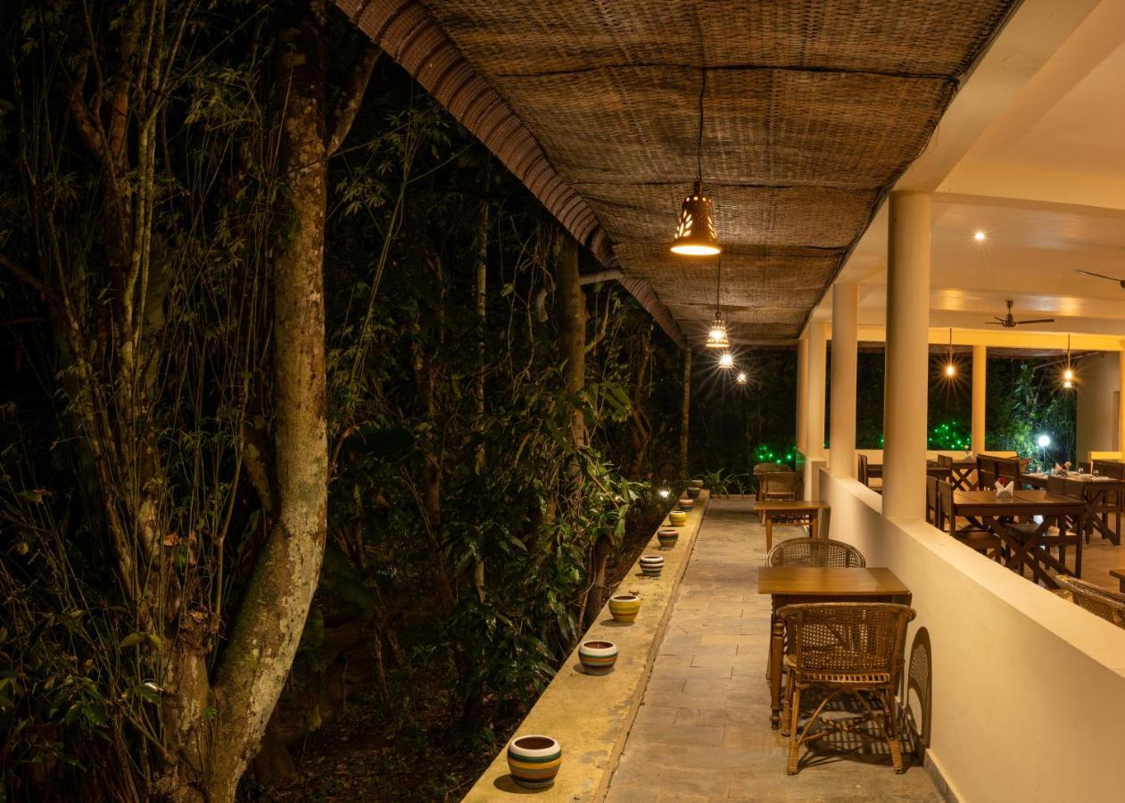 Raindrops Resorts Sultan Bathery Extérieur photo