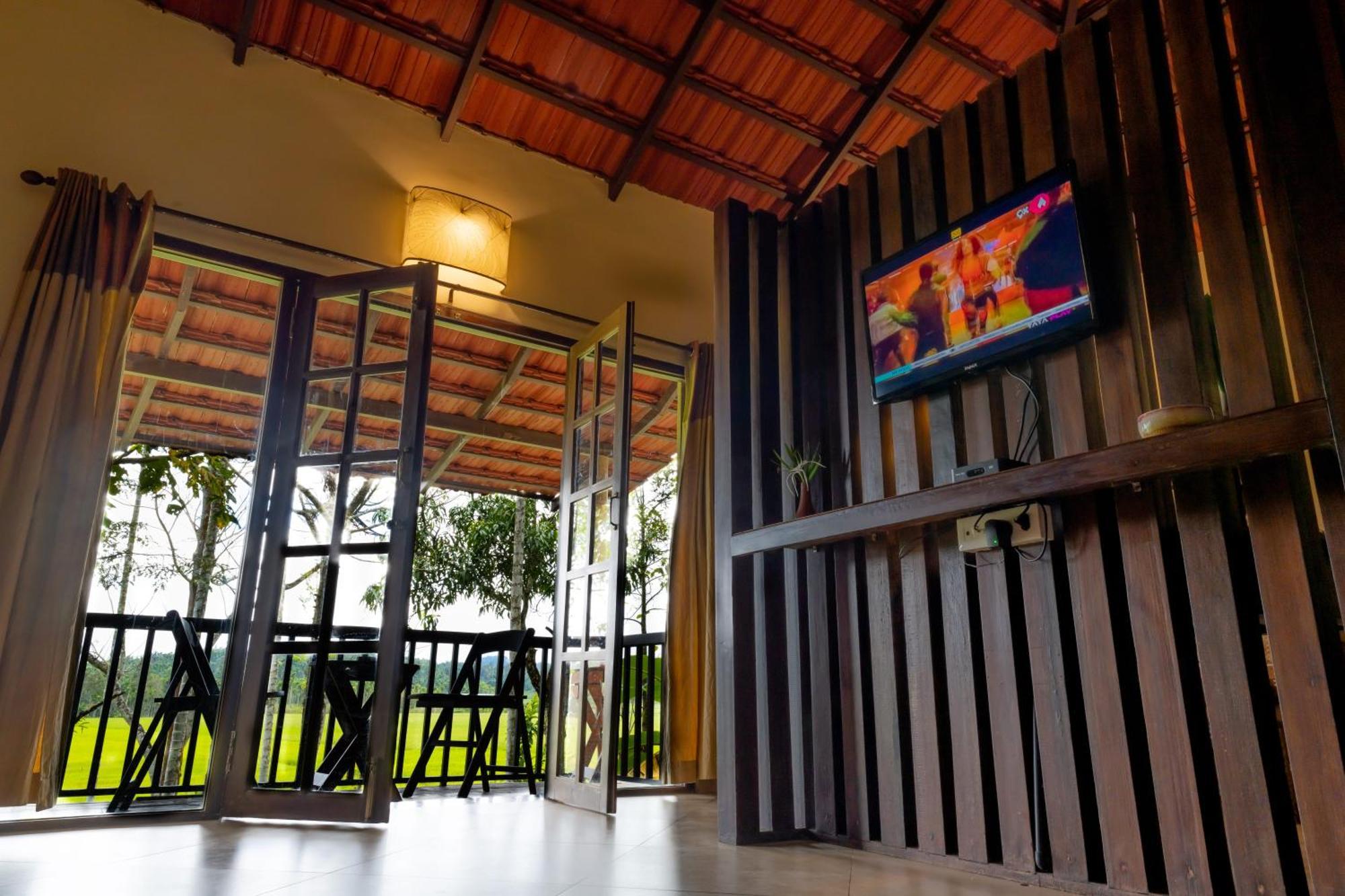 Raindrops Resorts Sultan Bathery Extérieur photo