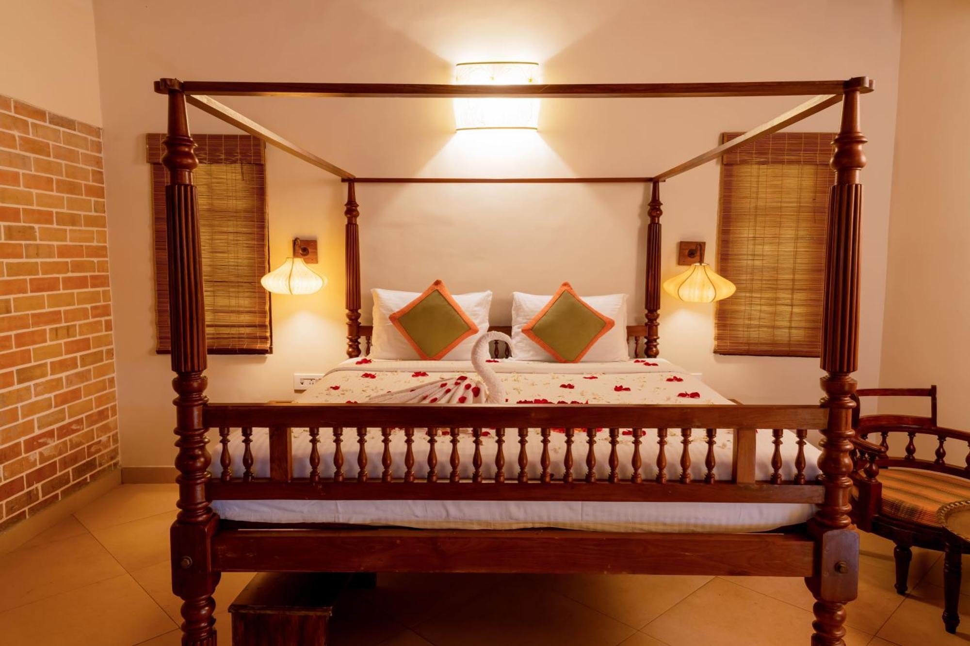 Raindrops Resorts Sultan Bathery Extérieur photo