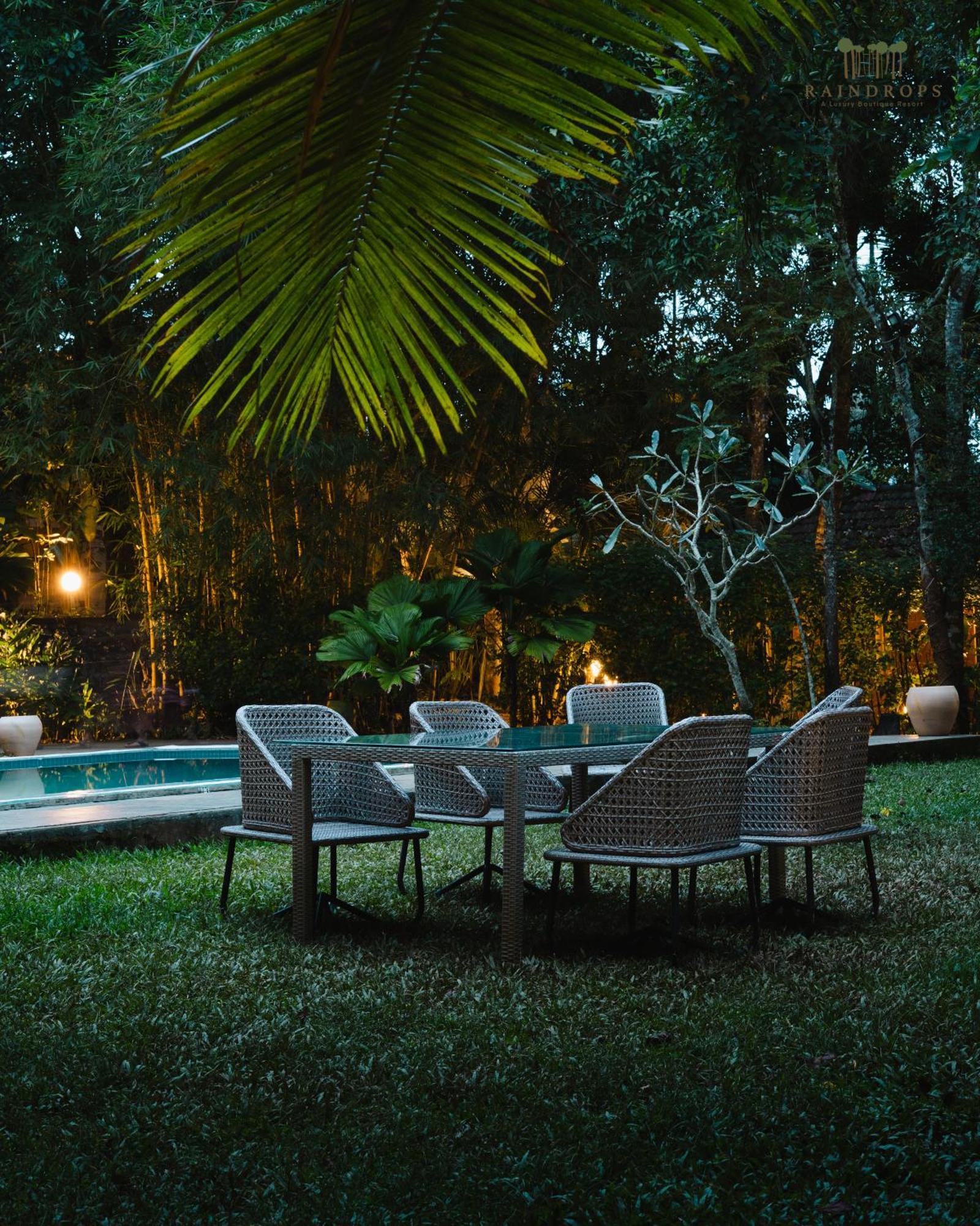 Raindrops Resorts Sultan Bathery Extérieur photo