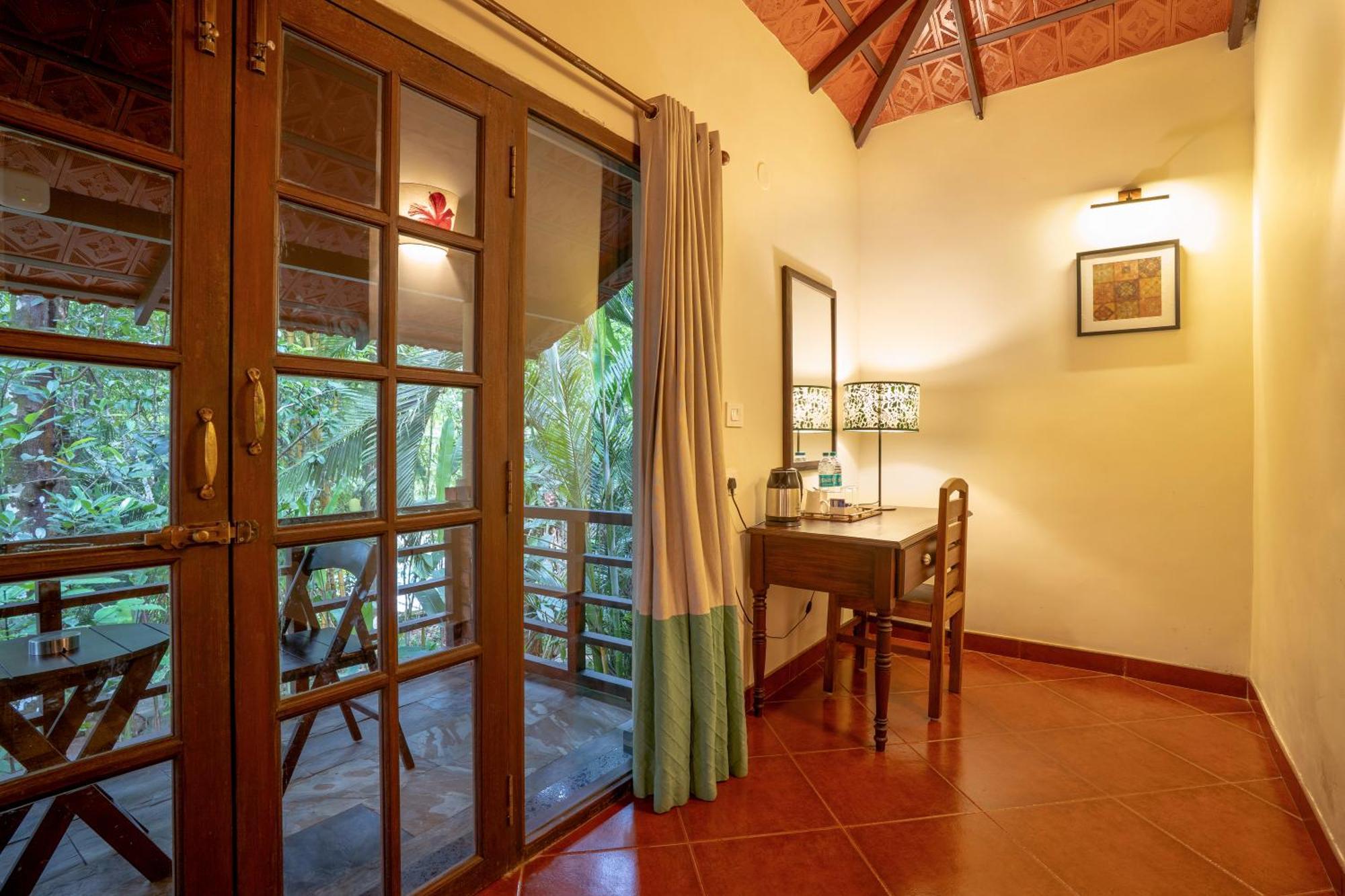 Raindrops Resorts Sultan Bathery Extérieur photo