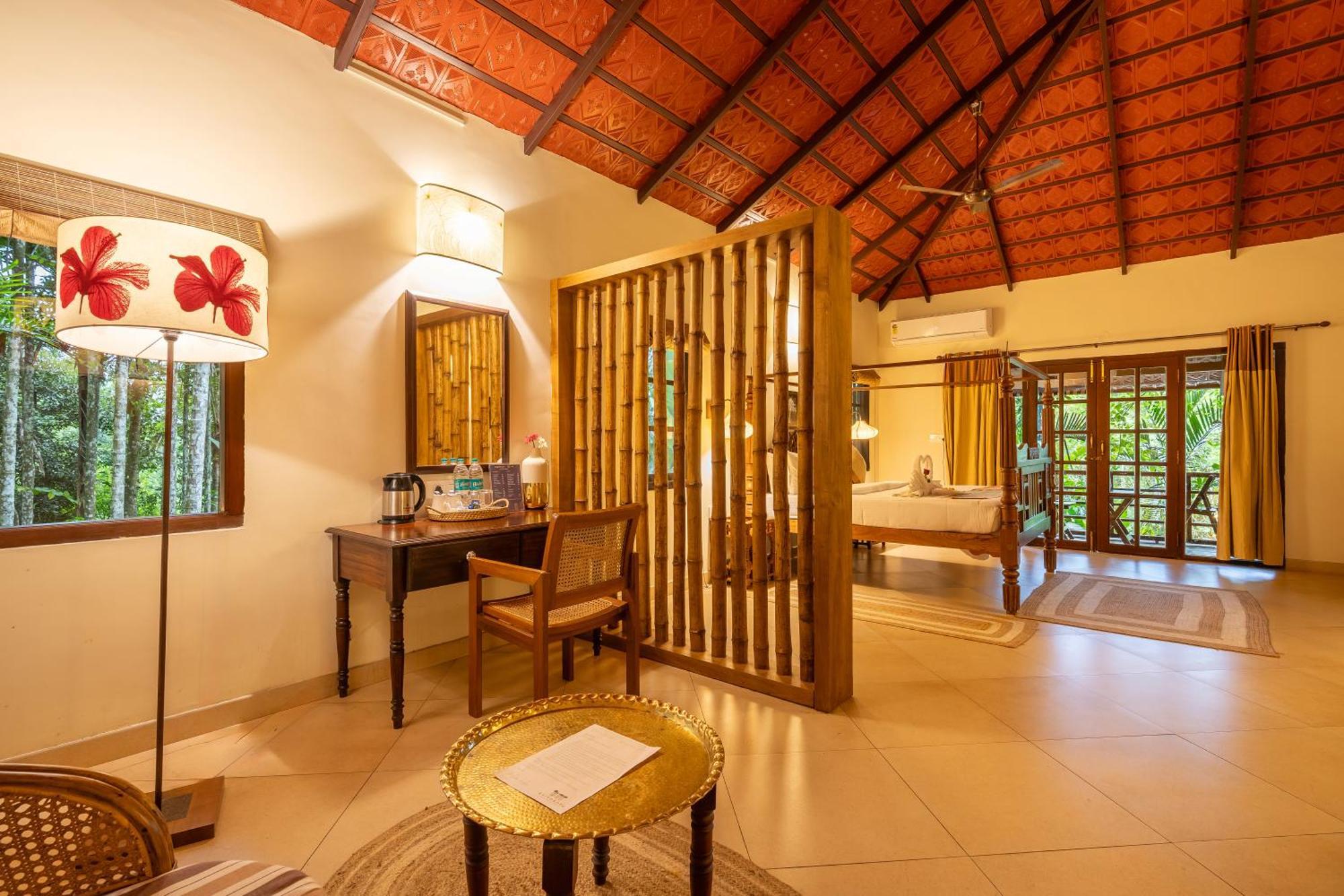 Raindrops Resorts Sultan Bathery Extérieur photo