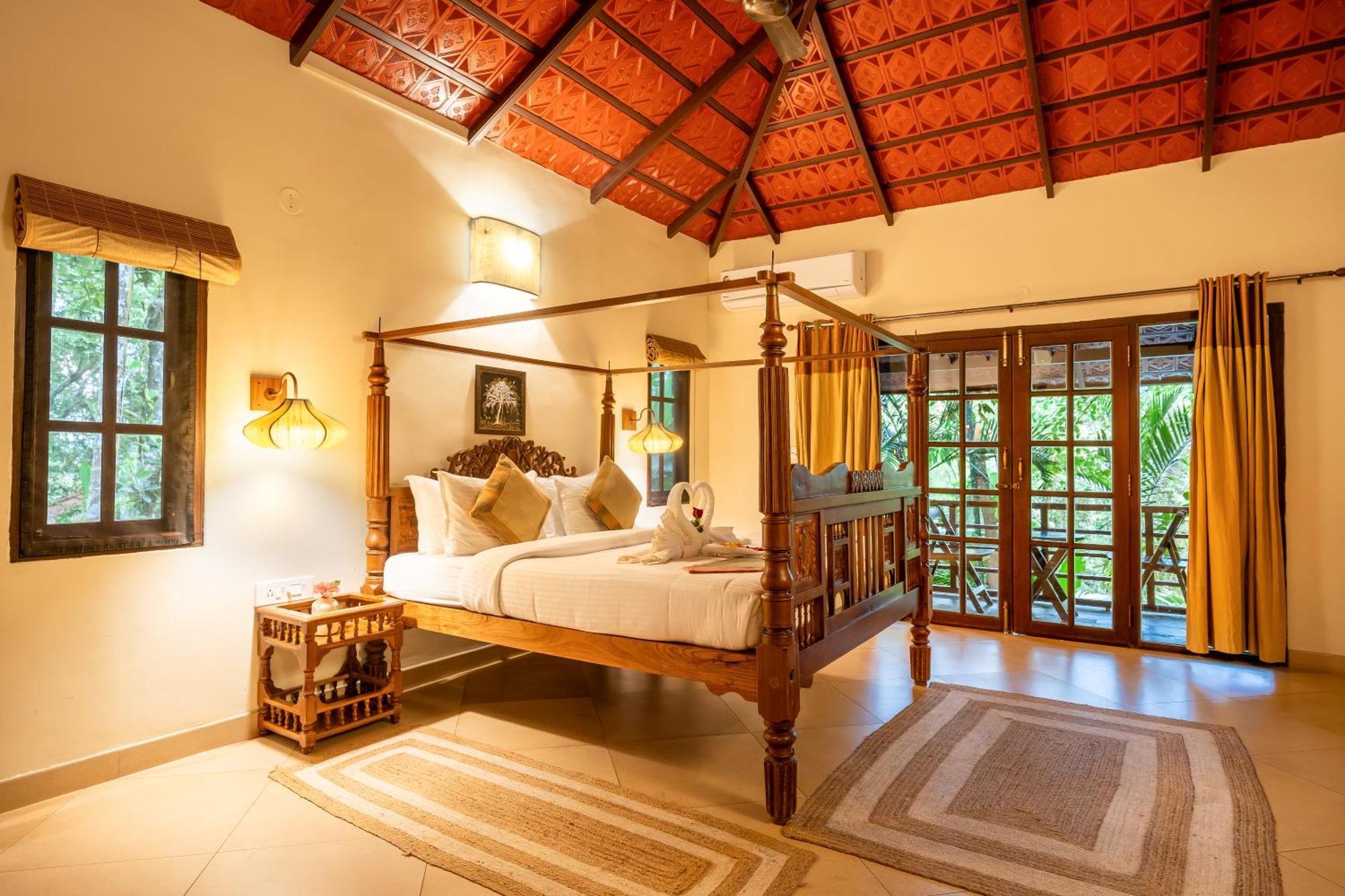 Raindrops Resorts Sultan Bathery Extérieur photo
